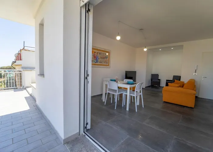 La Luna Nel Golfo - A *