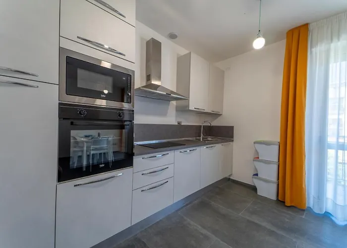 La Luna Nel Golfo - A *