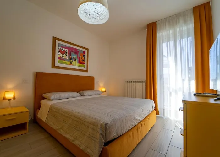 La Luna Nel Golfo - A * Follonica