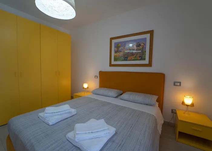 La Luna Nel Golfo - A *